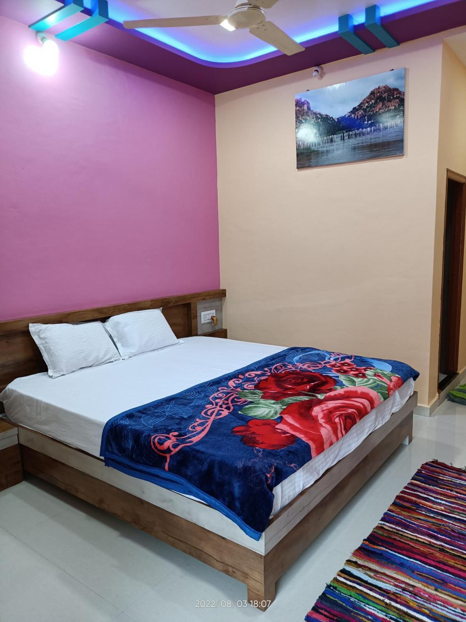 Abhi Homestay האמפי מראה חיצוני תמונה